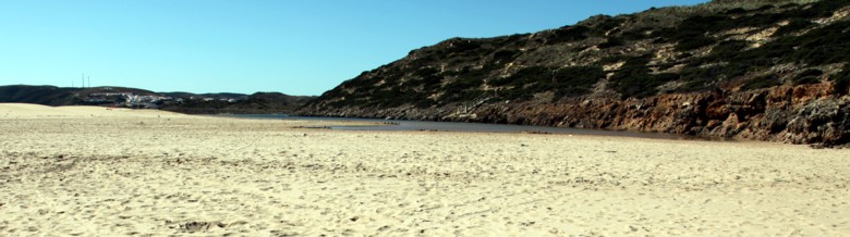 Praia da Bordeira 3 780